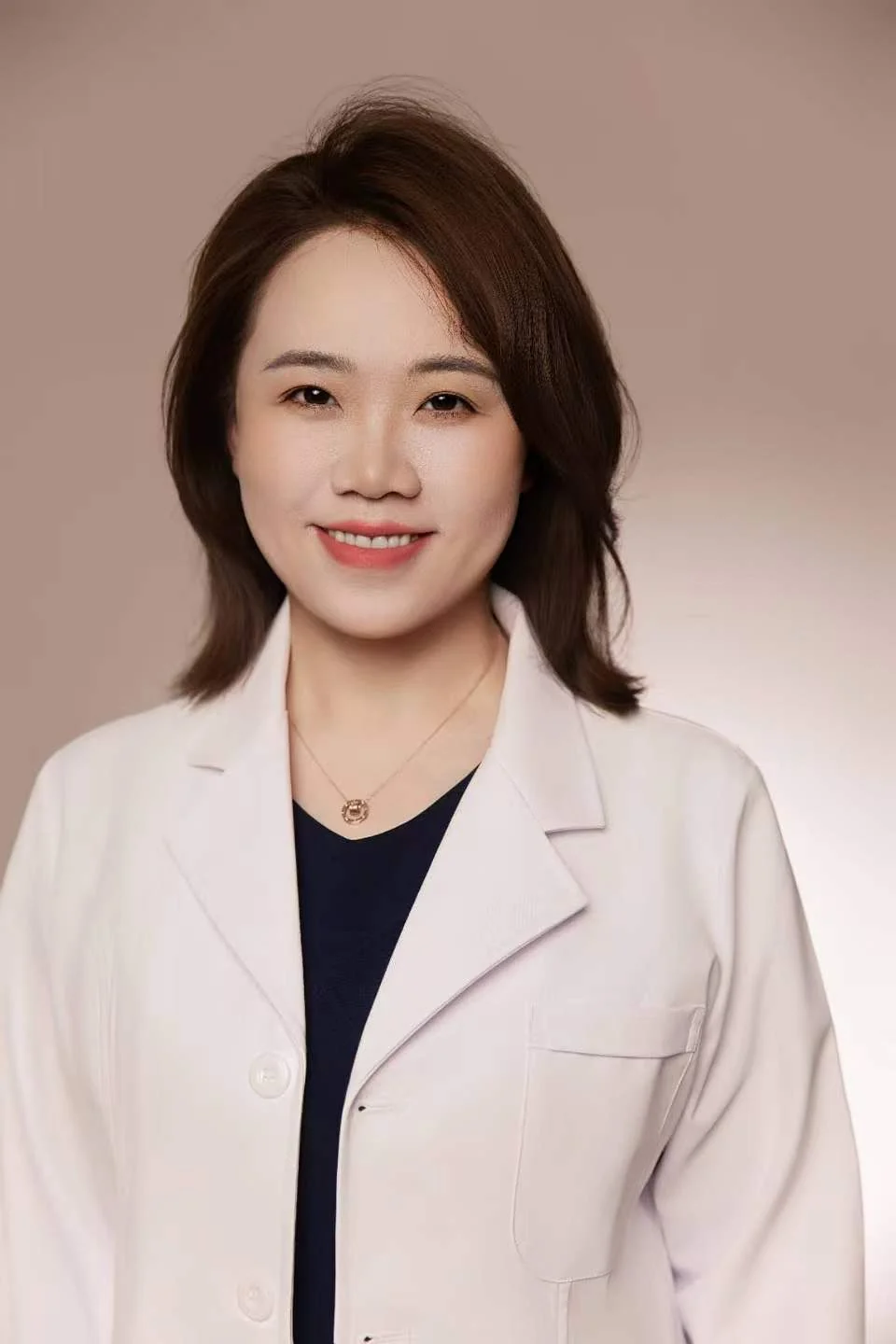 左红光主治医师形象照